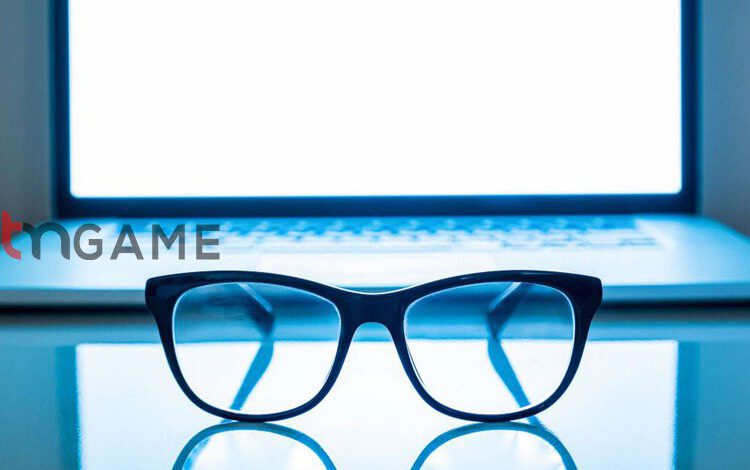 عینک‌ محافظ نور آبی واقعا برای کاهش خستگی چشم مفید است؟ – تی ام گیم